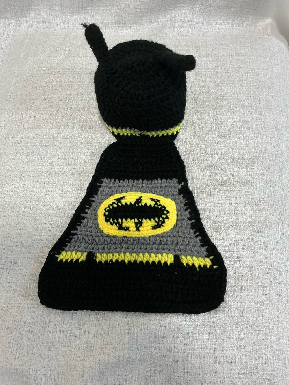 Handmade Crochet Superhero Batman Baby Cape and Hat Costume 0-3 M